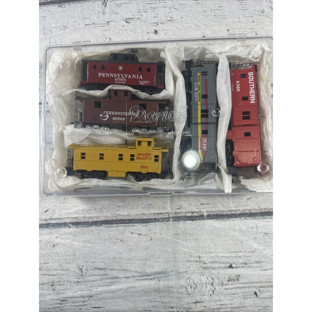 HO Scale Caboose Lot of 5 Union Pacific PRR Southern Family Lines Seaboard